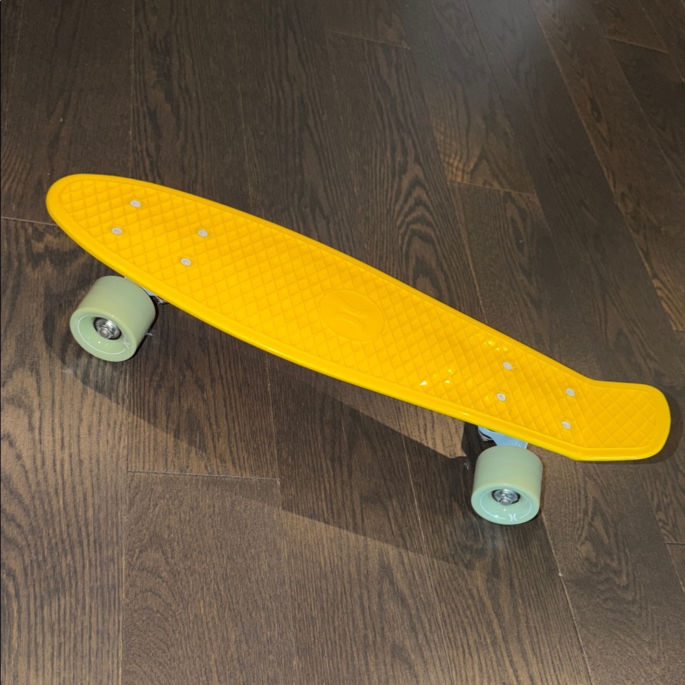 Hurley Skateboard for Kids
